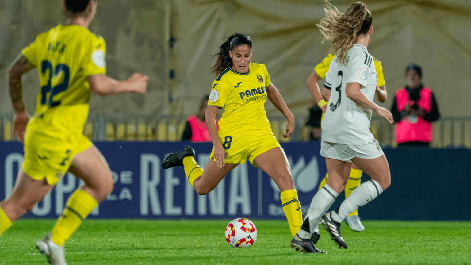 Las groguetes se despiden con honor de la Copa