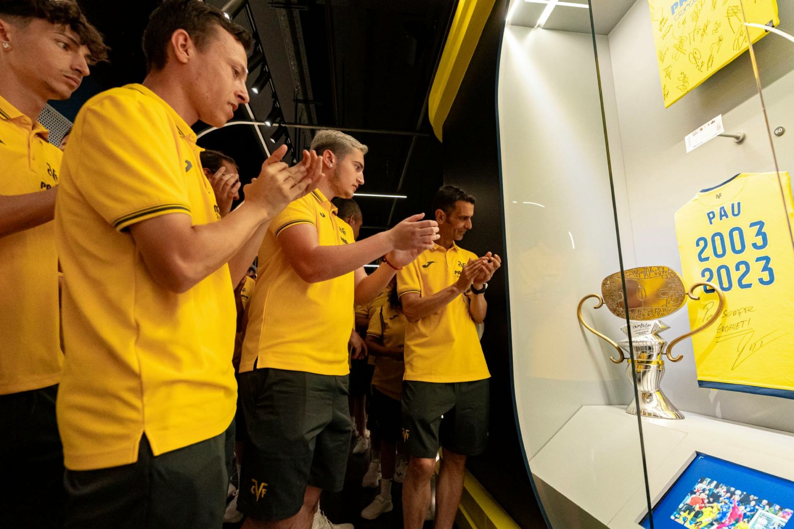 El Villarreal EDI, homenatjat per l'Ajuntament de Vila-real 1 20250603 Recepcion Auditorio y visita Museo EDI Campeon Liga 068 1