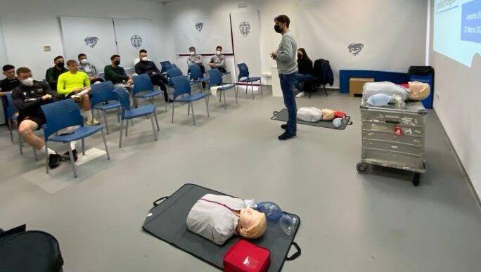 Un honor per impulsar la formació en reanimació cardiopulmonar 4 LEVANTE 1