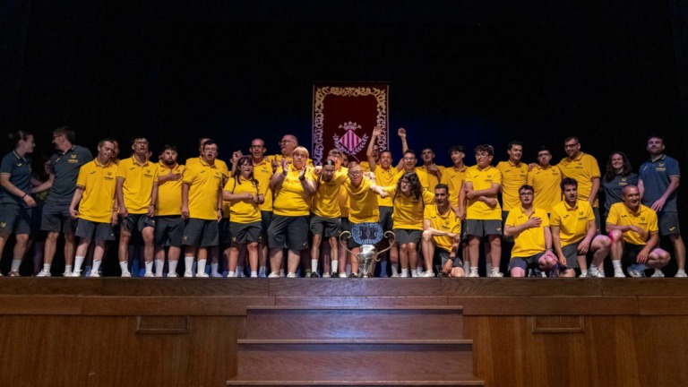 El Villarreal EDI, homenatjat per l’Ajuntament de Vila-real Recepcio EDI Campeon