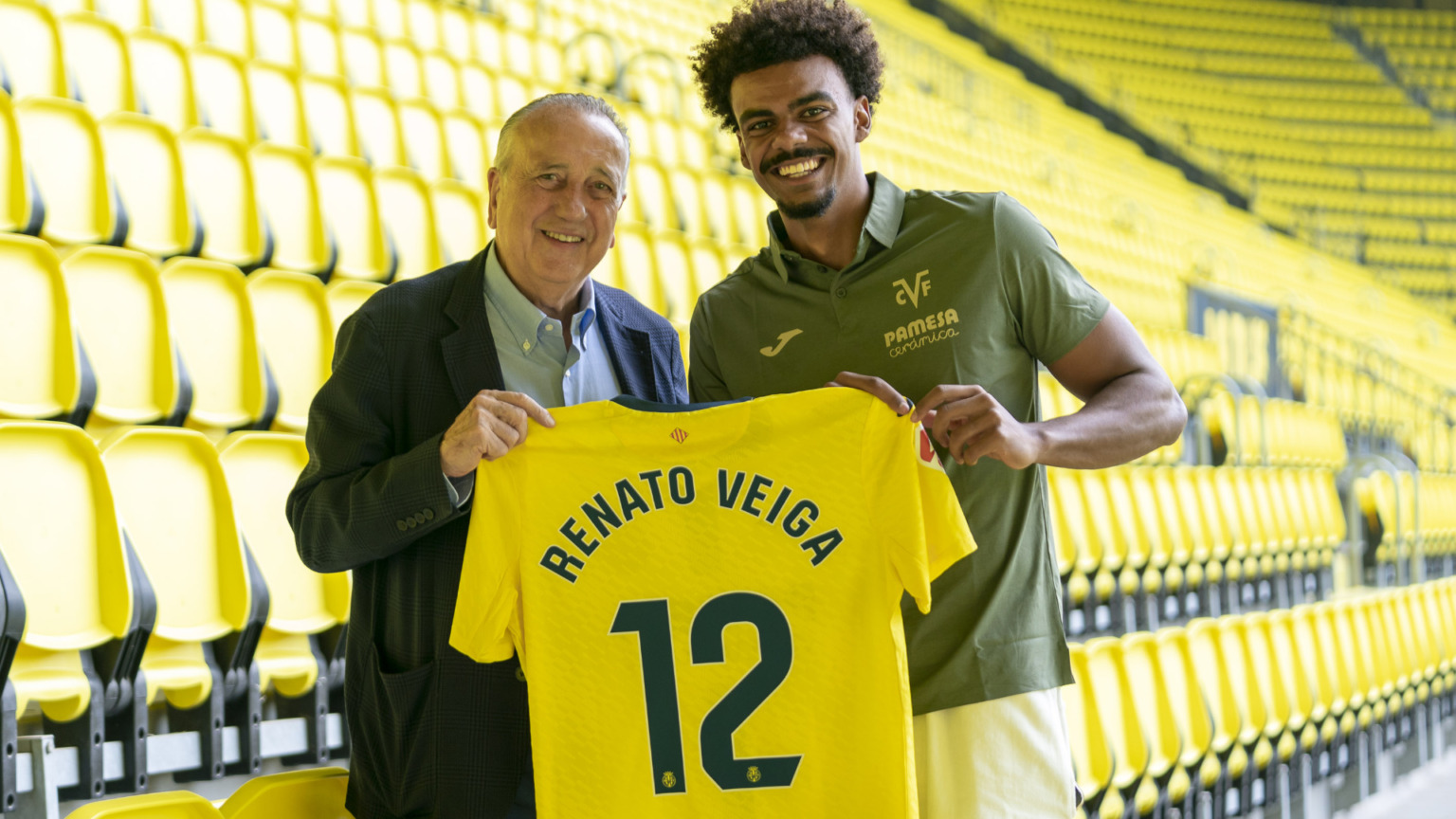 Veiga: “El meu objectiu és intentar retornar la confiança que han posat en mi” RenatoVeigaPresentacion