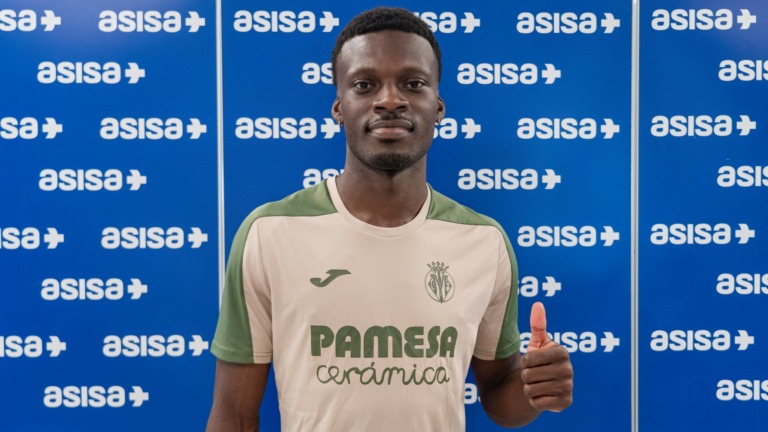 Tani Oluwaseyi supera la revisió médica tani asisa