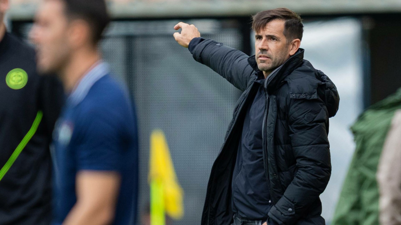 David Albelda: “At home, we need to take the initiative” 20251011 Villarreal CF B Betis Deportivo 065