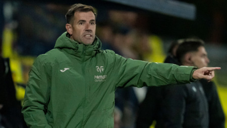 Albelda: “Cal focalitzar-nos a competir bé demà” 20251121 Villarreal CF B Gimnastic de Tarragona 031