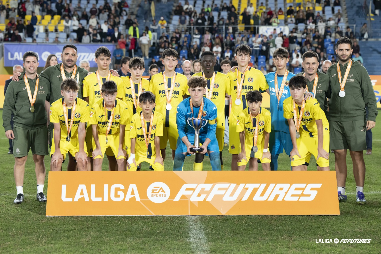 6952db0641ee7434335621