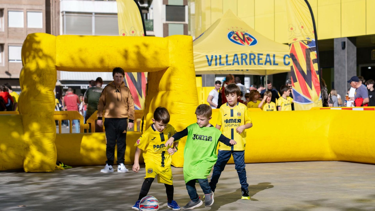 Pre-match activities against Deportivo Alavés 20251206 VillarrealCF GetafeCF 053