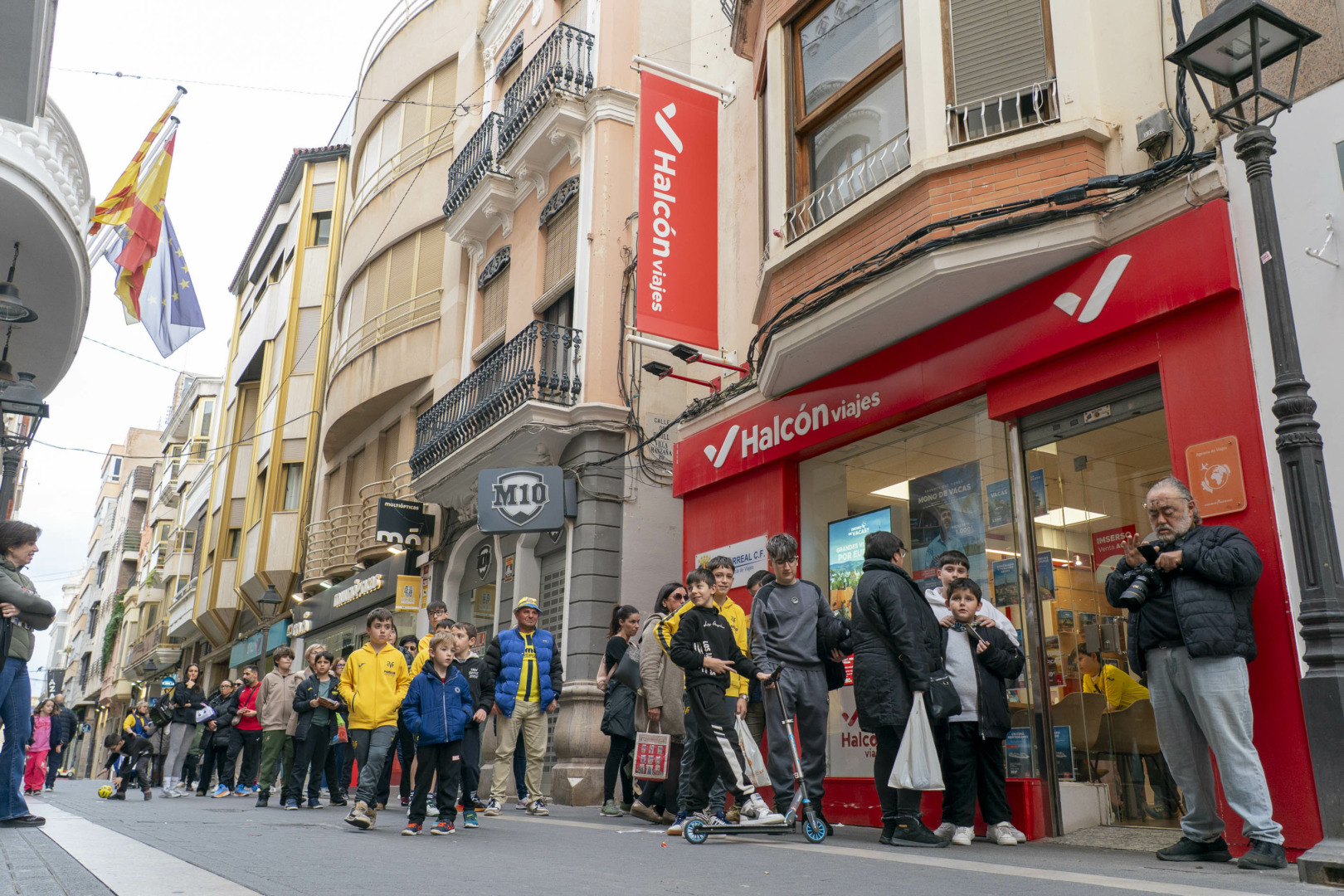 20260211 Firma Pepe y Veiga Halcon Viajes 002