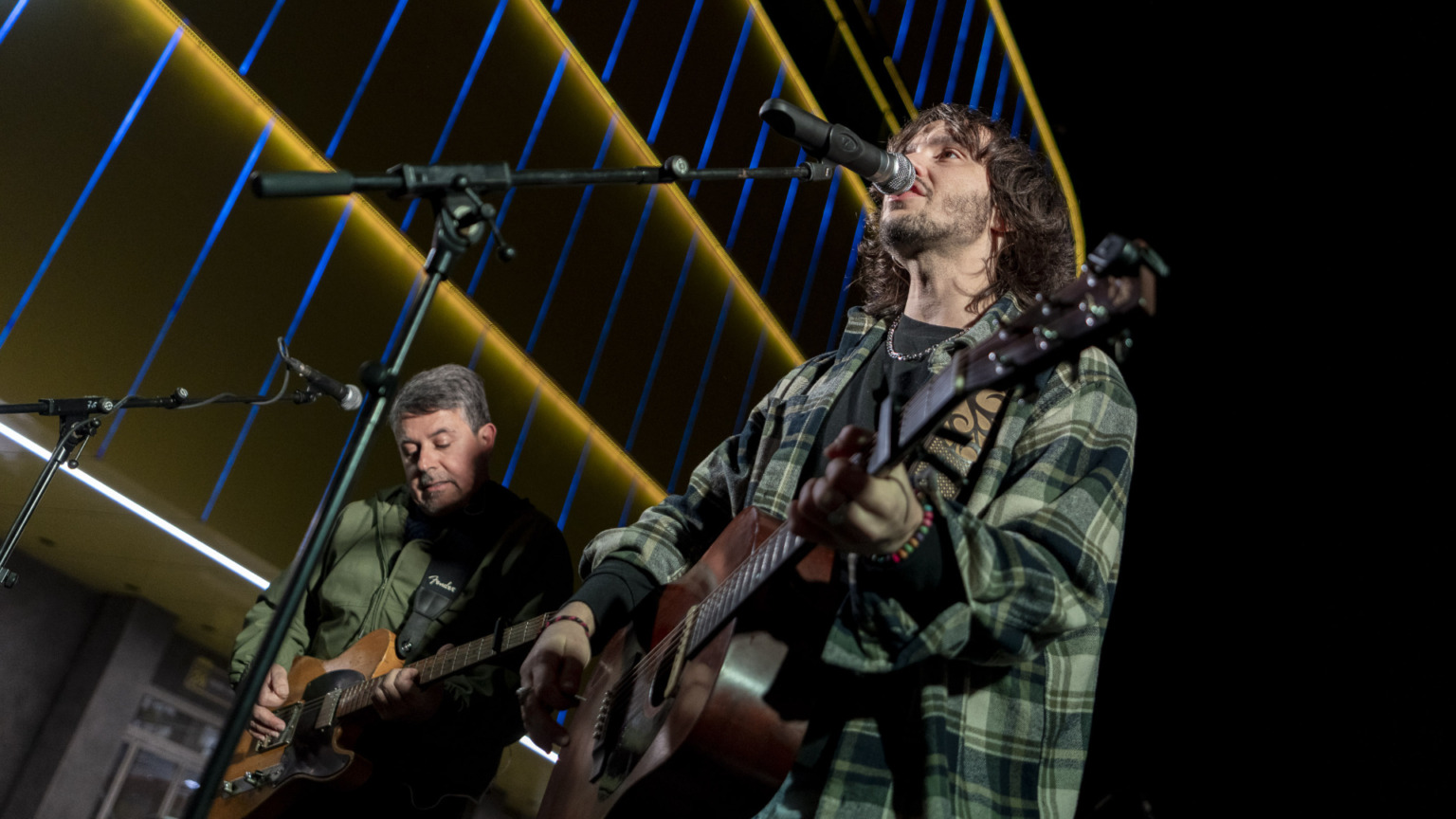 ¡Vota a Roble en Groc Talent! Roble Groc Talent