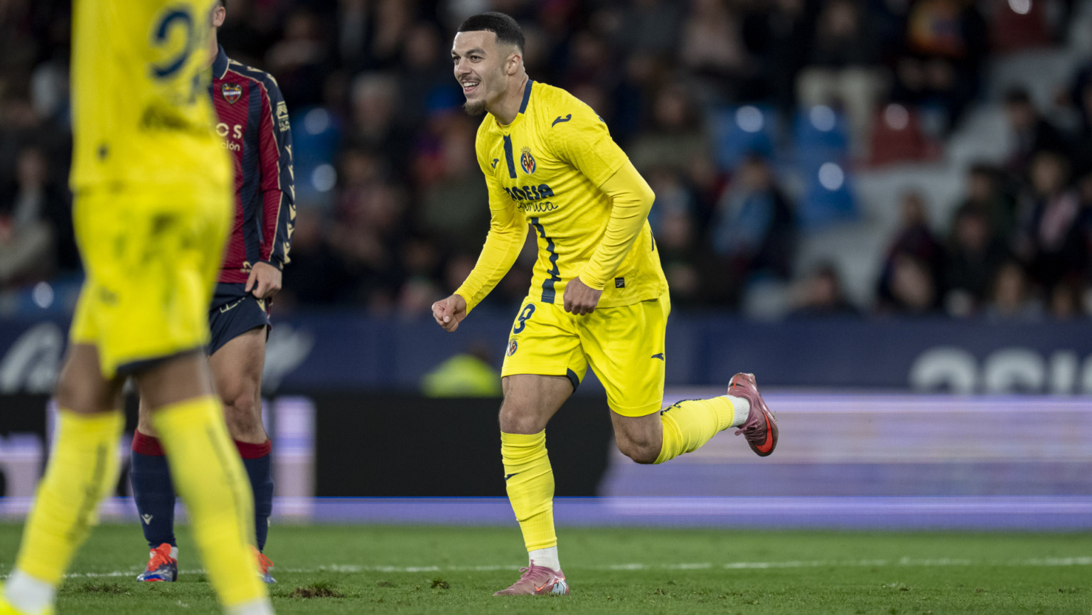 La sonrisa de Mikautadze mika