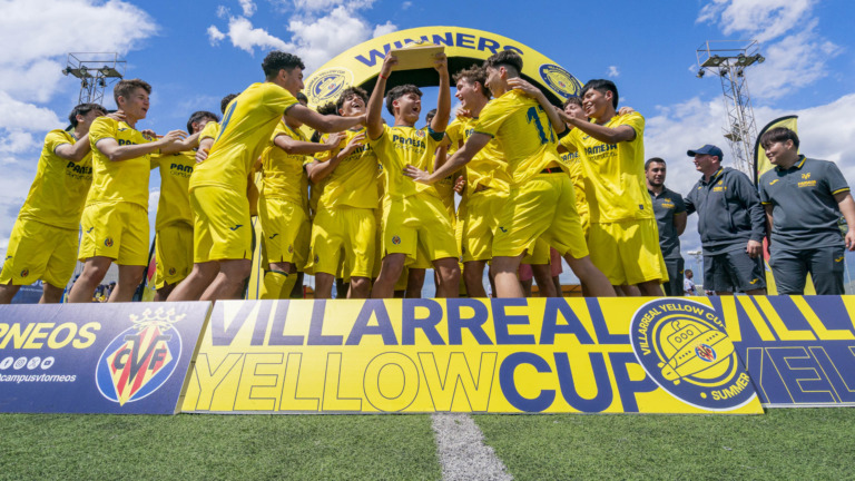 yellow cup easter 1